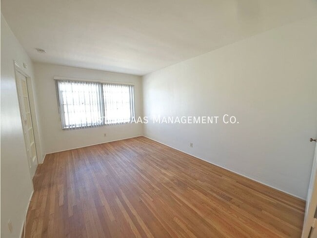 Building Photo - 311 Bay Shore Ave