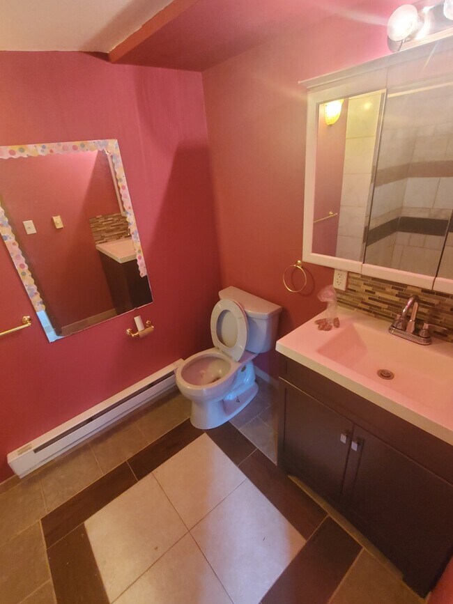 Foto del edificio - 1180 Atwood Ave