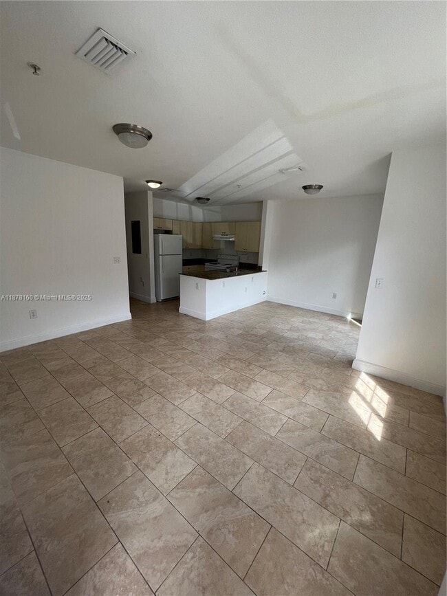 Building Photo - 211 W 79th Pl