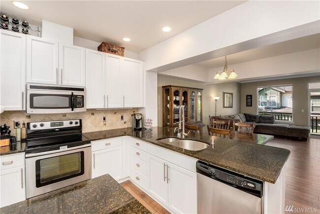 Foto del edificio - 7720 Fairway Ave SE