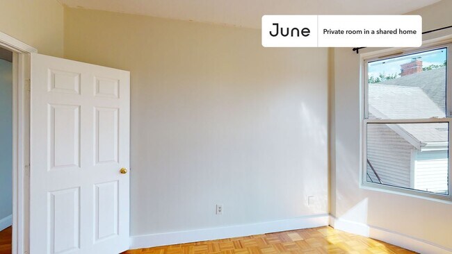 Foto del edificio - Room in Shared 4 bed/2 bath home