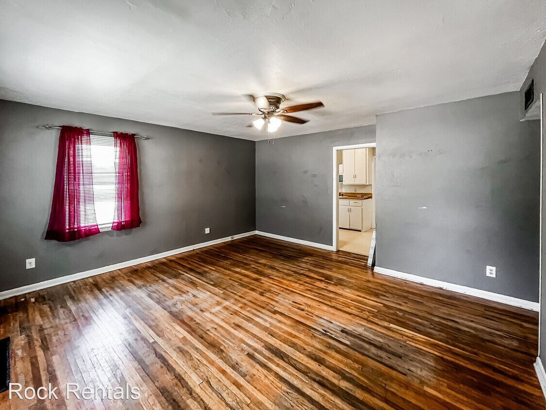 3 br, 1 bath House 1417 E 5th House Rental in Hutchinson, KS