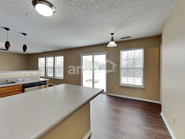 Foto del edificio - 5862 N Quincy Dr