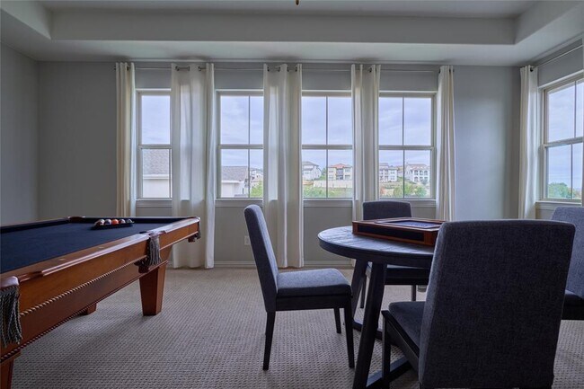 Foto del edificio - 105 Beneteau Dr