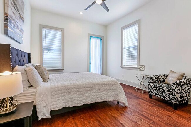 Foto del edificio - 2209 Louisiana Ave