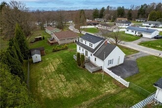 Building Photo - 6 Kraft Dr