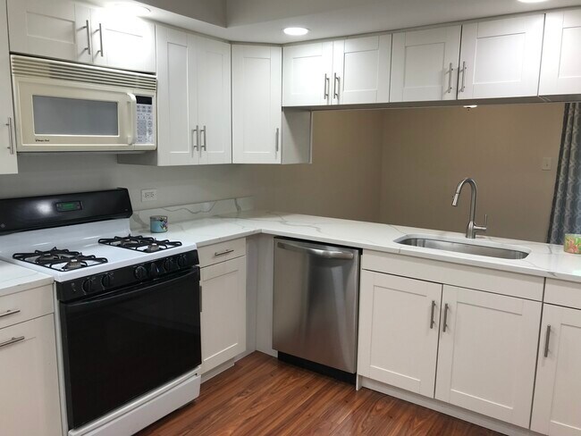 Foto del edificio - 15817 Orlan Brook Dr