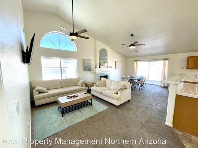 Building Photo - 4 br, 2 bath House - 3333 McCormick Blvd.