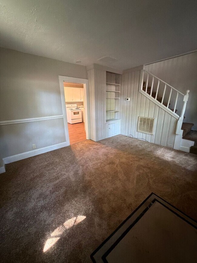 Foto del edificio - 3516 Eastway Dr