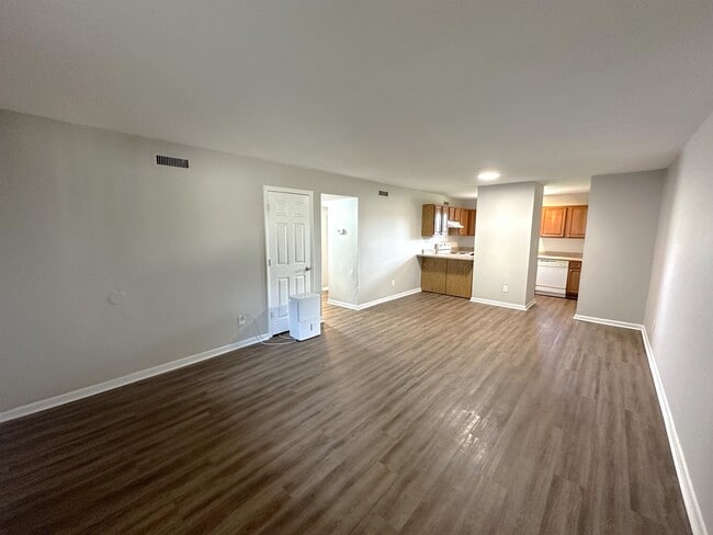 Building Photo - 448 Belmont Rd