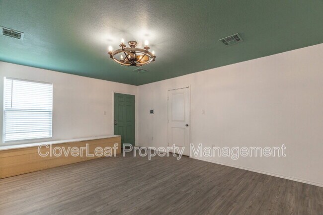Building Photo - 8140 Nube Medina
