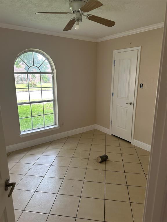 Foto del edificio - 2715 Spring Canyon Ct