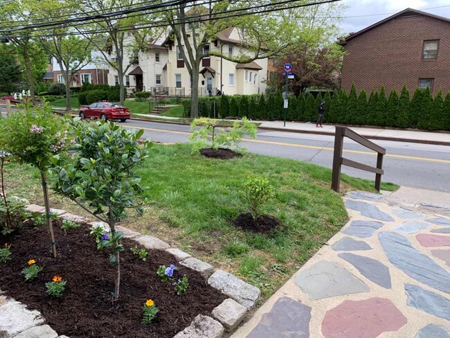 Foto del edificio - 29-07 Bell Blvd