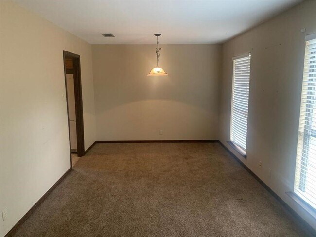 Foto del edificio - 5712 E Wilmer Way Dr