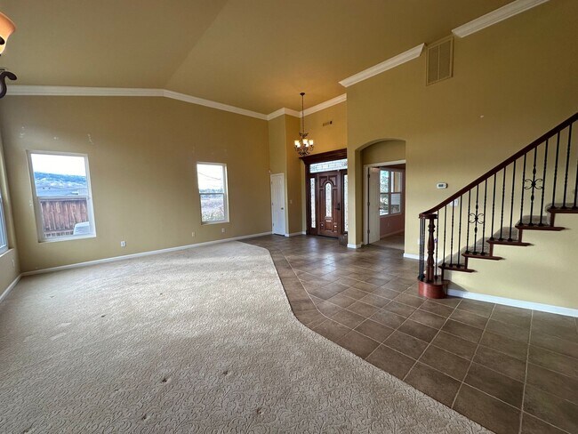 Building Photo - Damonte Ranch gated community