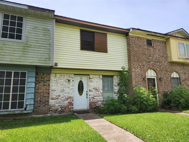 Foto del edificio - 8936 Glacier Ave