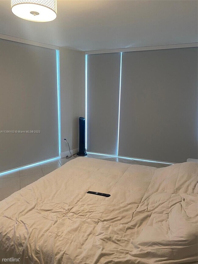 Foto del edificio - 2 br, 2 bath Condo - 1850 S Ocean Dr Apt 2305