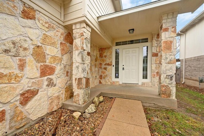 Building Photo - 2607 Theresa Blanchard Ln