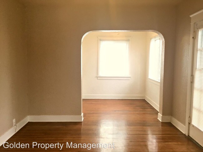 Foto del edificio - 3127-3127 Juniper St