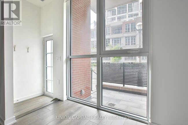 Building Photo - 38 Iannuzzi St