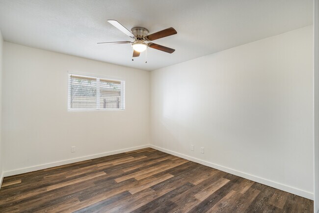 Building Photo - Pecan Grove Estates