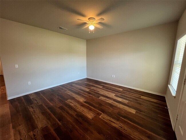 Foto del edificio - 2701 Ginger Ct