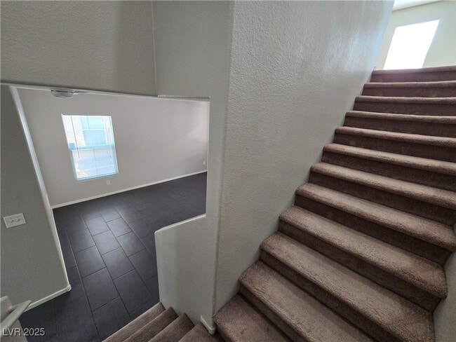 Building Photo - 11150 Ranch Valley St