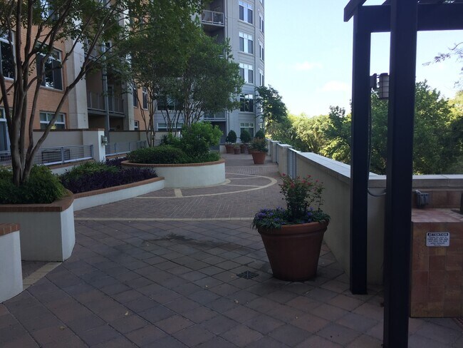 Foto del edificio - Prime Rainey Street Condo