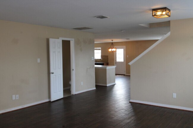 Foto del edificio - 2435 Castle Pines Dr