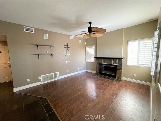 Foto del edificio - 10301 Southridge Dr