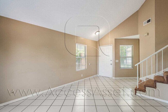 Foto del edificio - Charming and Bright Three-Bedroom Haven on Comotilo
