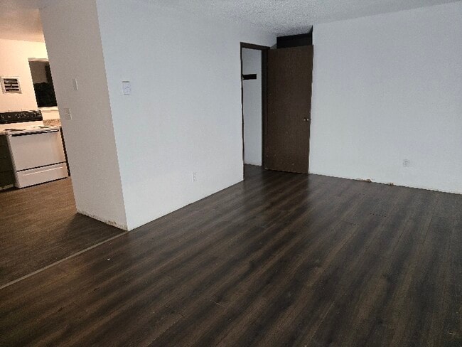 Building Photo - 3311 E 21st St