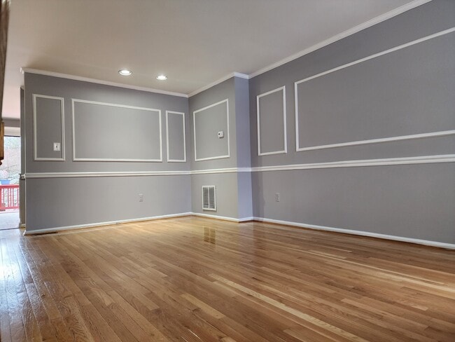 Foto del edificio - 18859 McFarlin Dr