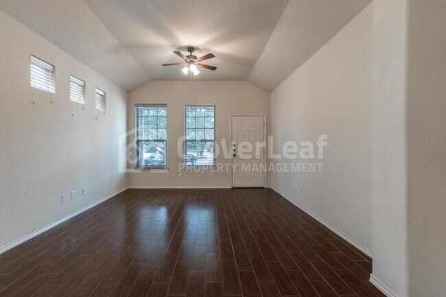 Building Photo - 509 Creekside Cir