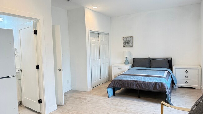 Foto del edificio - 15840 Annellen St