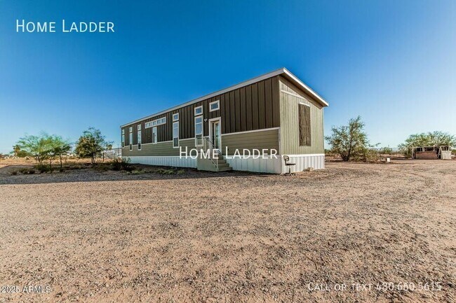 Foto del edificio - 32567 W Santa Cruz Ave