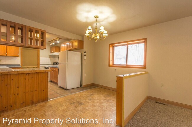 Foto del edificio - 4 br, 2 bath House - 2344 Logan Ave