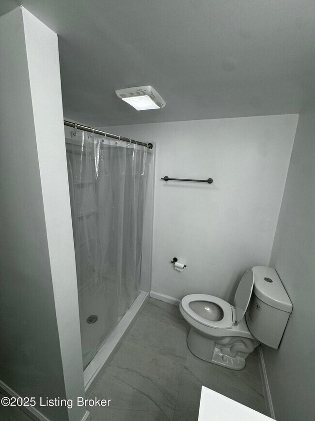Foto del edificio - 5303 Haventree Pl