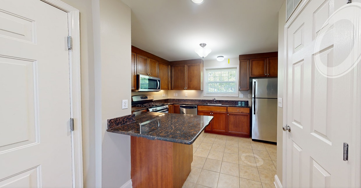 Photo - Rodgers Forge Apartments