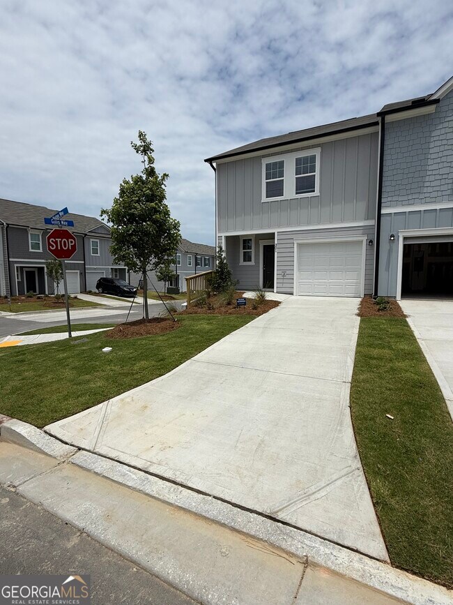 Building Photo - 301 Winston Way