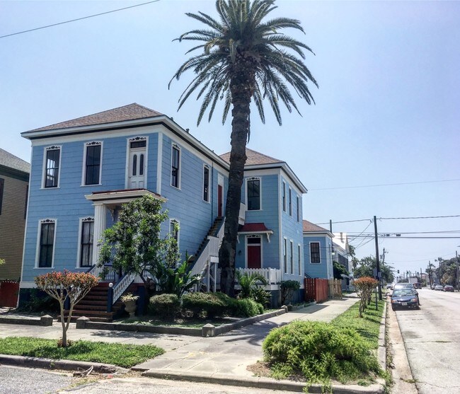 Building Photo - 1327 Avenue H