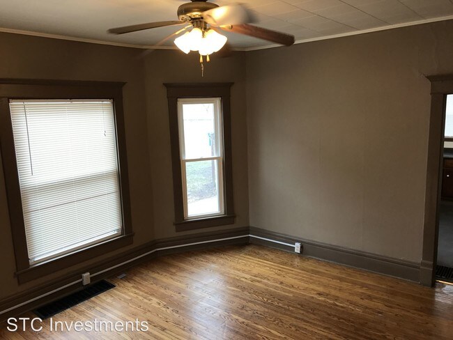 Foto del edificio - 4 br, 1.5 bath House - 809 W. Carroll