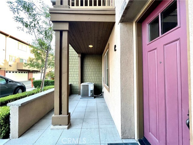 Foto principal - 709 N Azusa Ave