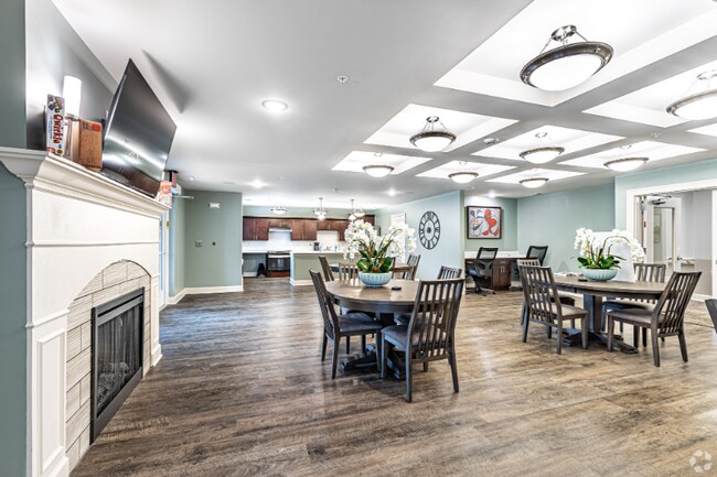 Foto del edificio - 802 N Main St