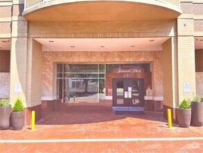 Building Photo - 4801 Fairmont Ave