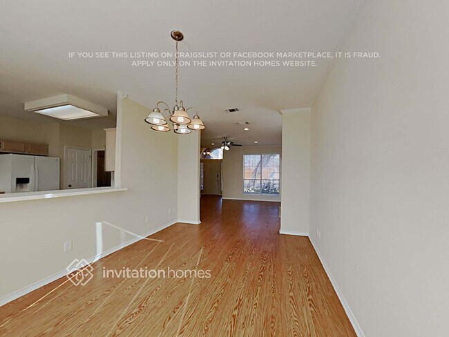 Building Photo - 7965 Hickory St