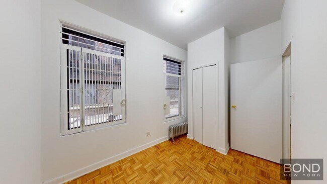 Foto del edificio - 369 Broome St