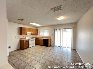 Foto del edificio - 6027 Walnut Mill Dr