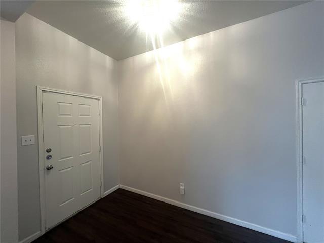 Foto del edificio - 1923 Pin Oak Ln