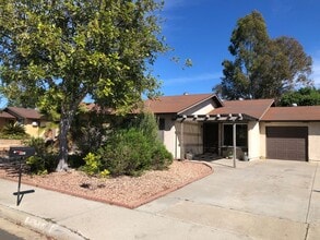 Building Photo - 1376 Panorama Ridge Rd